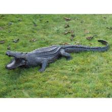 High quality copper alligator sculpture